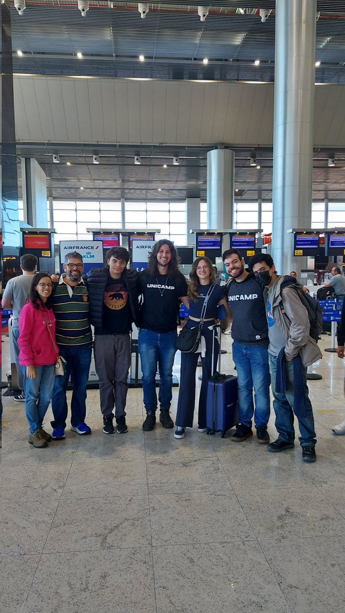 leandrotessler's tweet photo. Quantum Coaches (-2) a caminho do @IPT_Official #unicamp #ifgw https://t.co/xAw9X03QtJ