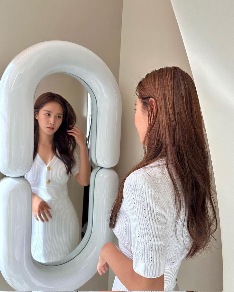 OWNSTHESKY's tweet photo. ㅤㅤ
ㅤㅤ
Hasil self-reward hari ini bisa ke salon tanpa halangan suatu apapun. 💇‍♀️💅

ㅤㅤㅤㅤㅤㅤ https://t.co/1h0MfV8WdO