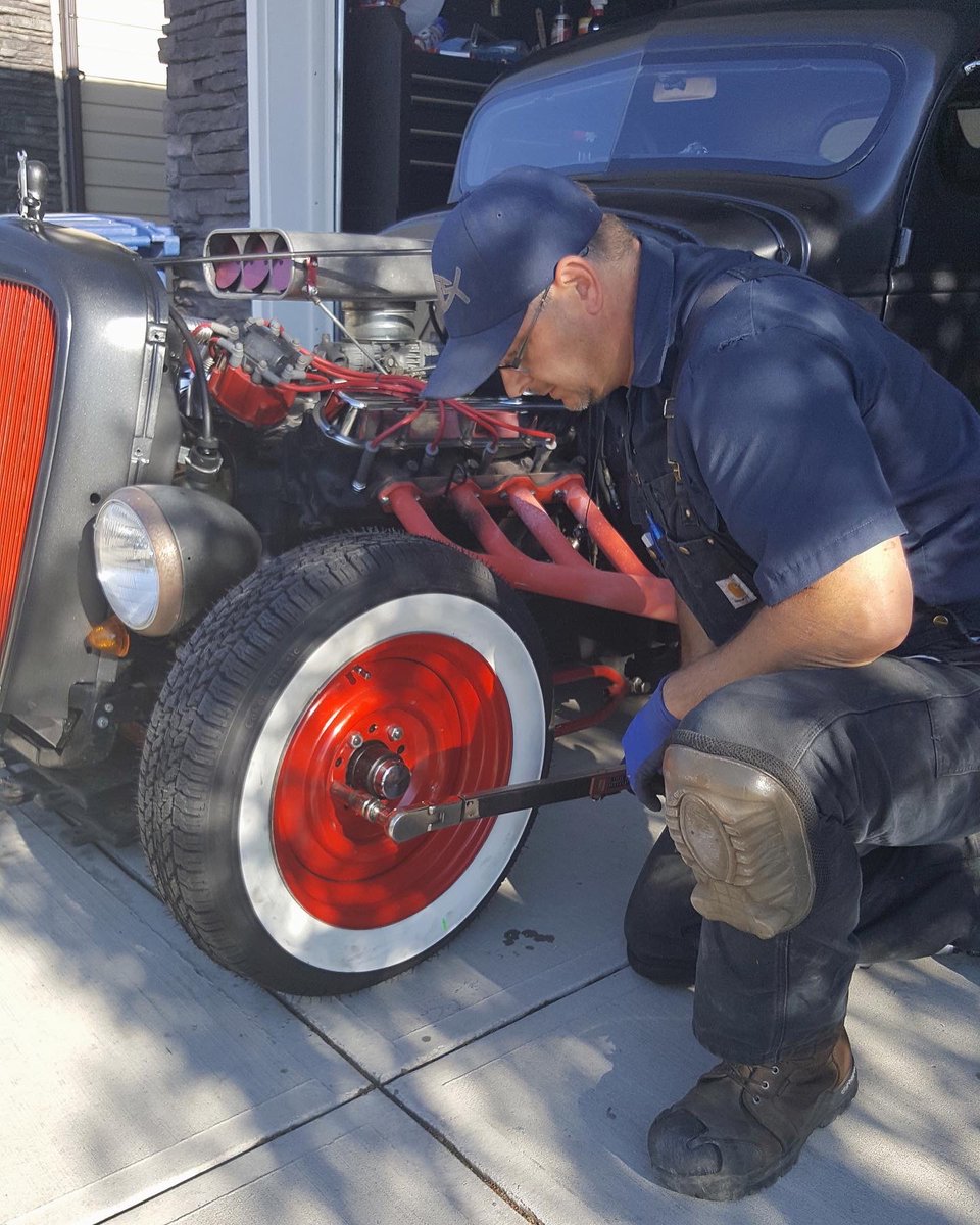 TiresOnTheRun1's tweet photo. Coker Classics from @CokerTireCo  are the perfect fit for our clients with classic rides! From Studebakers to GTOs, Thunderbirds to Corvettes, we can get you ridin’ and stylin’ 😎 #classiccars #tireservices https://t.co/xPWFX3WswP