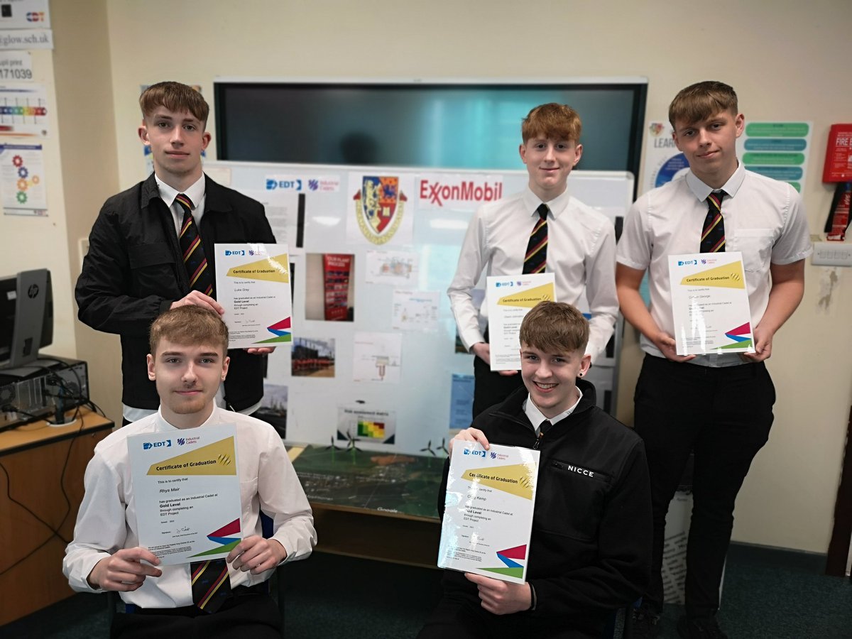 RachelCDTofSTEM's tweet photo. @qahsinfo @EDTScotland @exxonmobil_fep @YoungSTEMLeader A huge well done to our seniors who achieved their 3 certificates for: L6 STEM, industrial cadet gold award and saltire award through a lot of hard work and dedication to complete a live project with Exxon Mobil partners 😁 https://t.co/kwKdl7GQtH