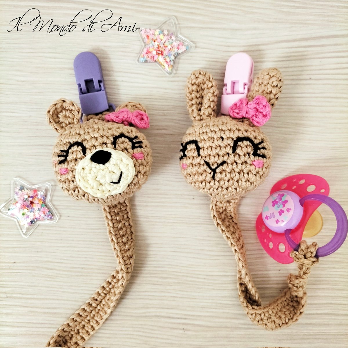 ilmondodiami's tweet photo. Portaciucci per bimba 🎀
-
#portaciuccio #coniglio #orsetto #rabbit #littlebear #amigurumi #handmade #crochet #fattoamano #uncinetto #ganchillo #cotone #cotton #dropsfan #dropsyarn #dropsdesign #garnstudio #dropsmuskat #originaldesign #withoutpattern #freehandmade https://t.co/bSsTfXQc4V
