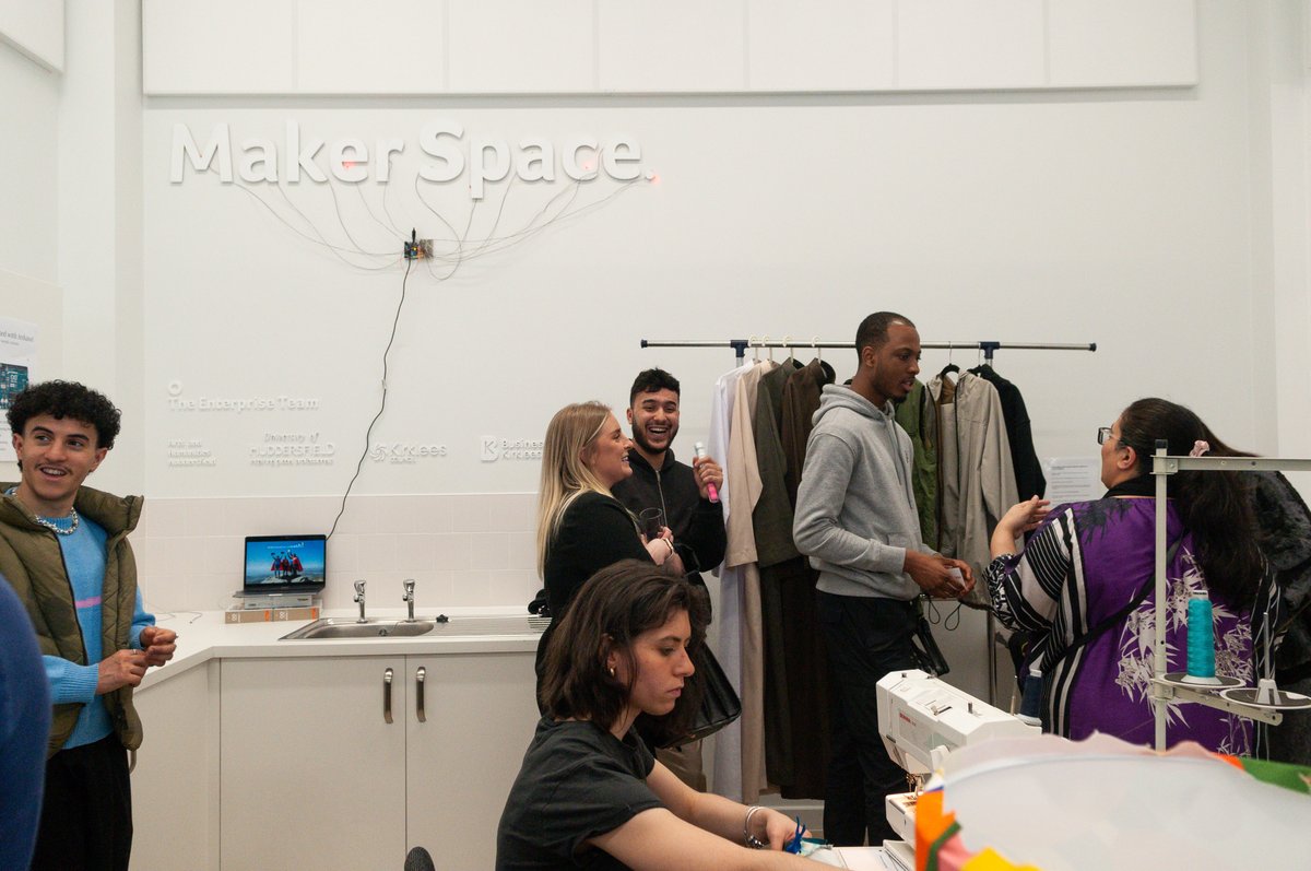 Don't miss next week's Enterprise Hour in the new Maker Space!

See the fantastic range of kit that's available - Arduino hardware, sewing &amp; embroidery machines and more!

📅 Wednesday 26 April
⏰ 12:15-13:15
🏤 Maker Space, BH3/07, Barbara Hepworth Building
🤗 Everyone welcome!