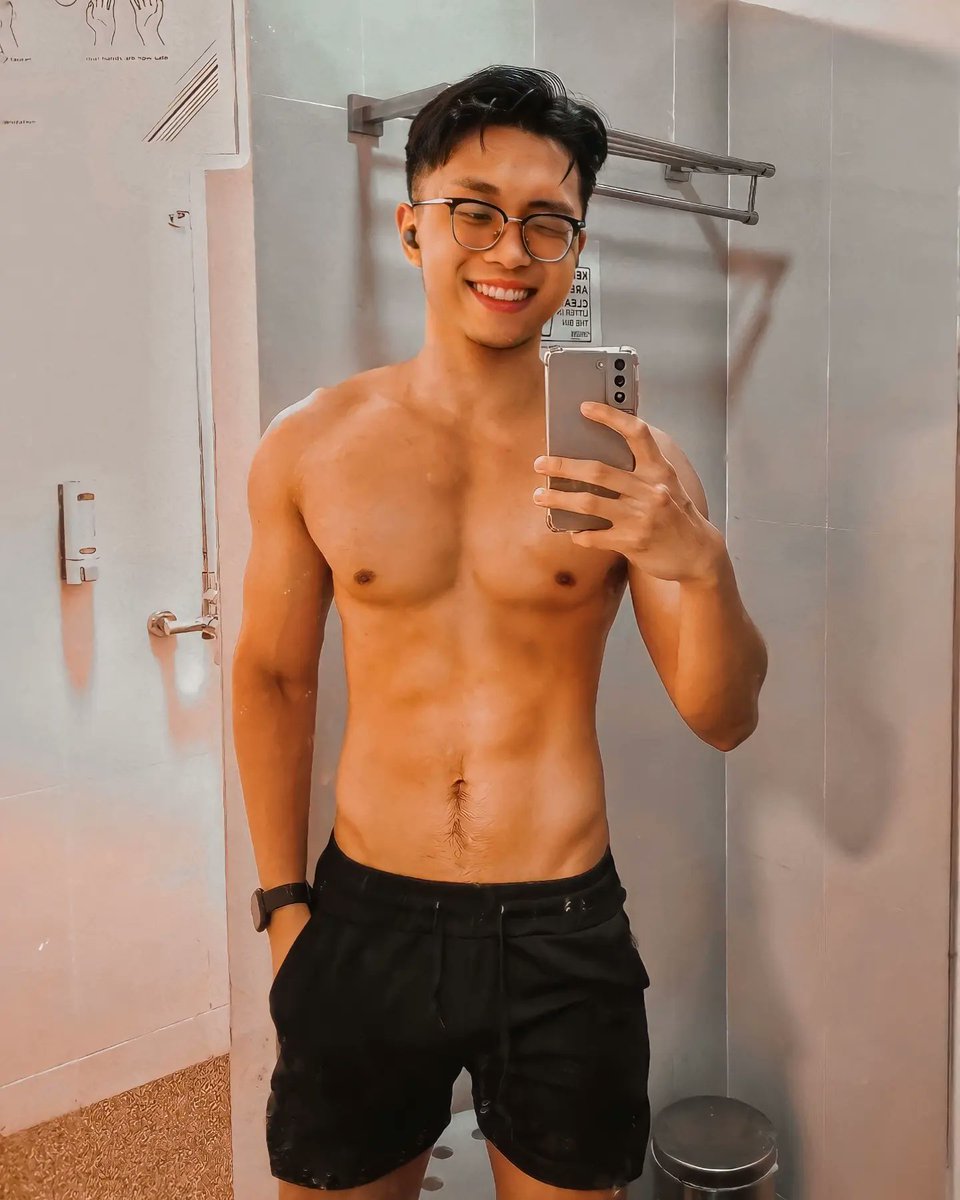 Here's a wink for you 🌸