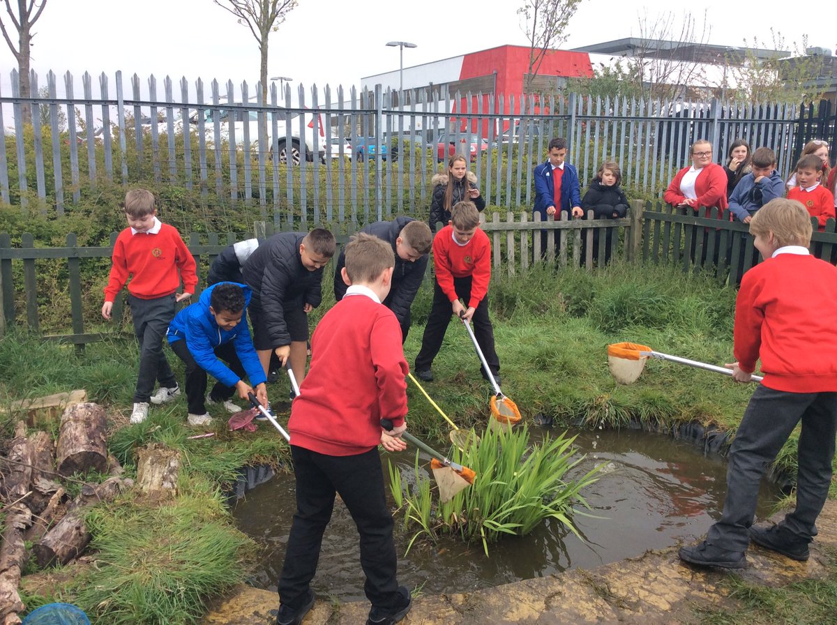 Chestnut_yacad's tweet photo. Earth Day is in full flow... @walnut_Yacademy https://t.co/Umg7Im66XJ