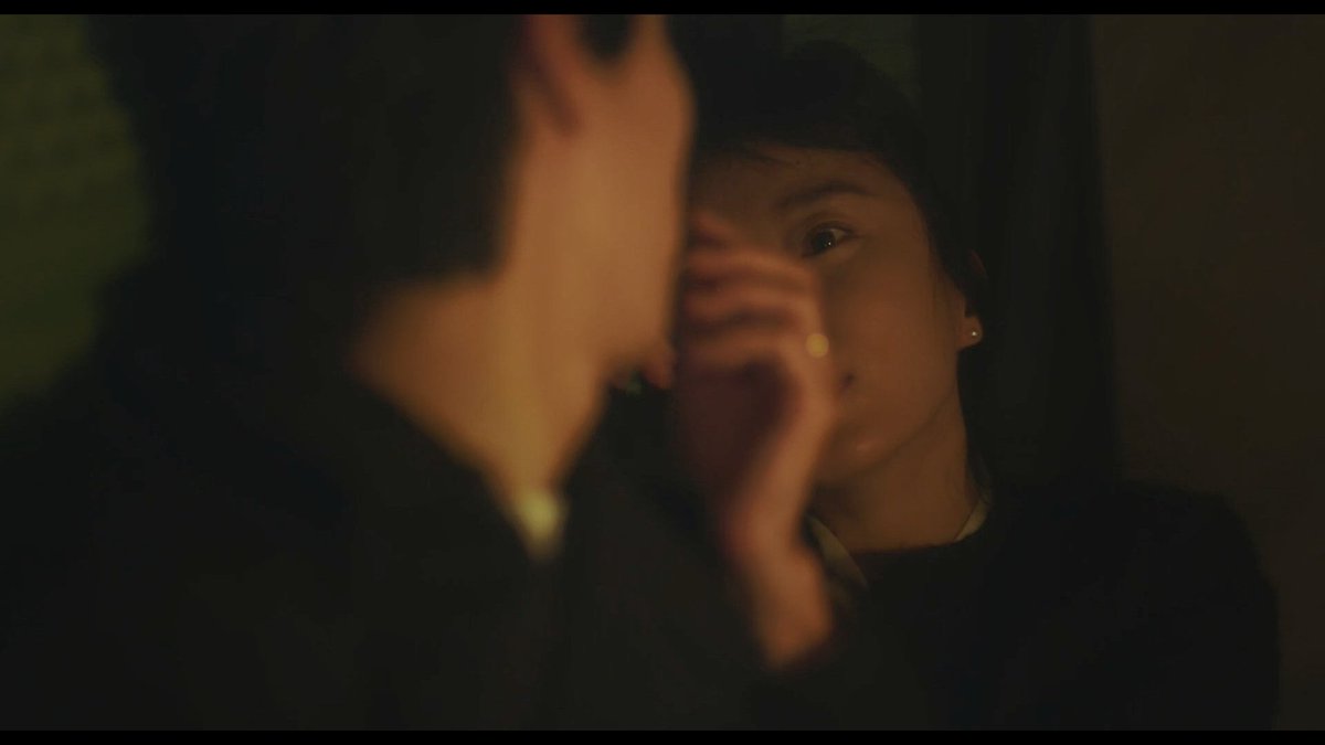 hanjinkz's tweet photo. And on April 21 2021:
''Can I touch your face just once?''
#lost #humandisqualification https://t.co/024iIcSi2z
