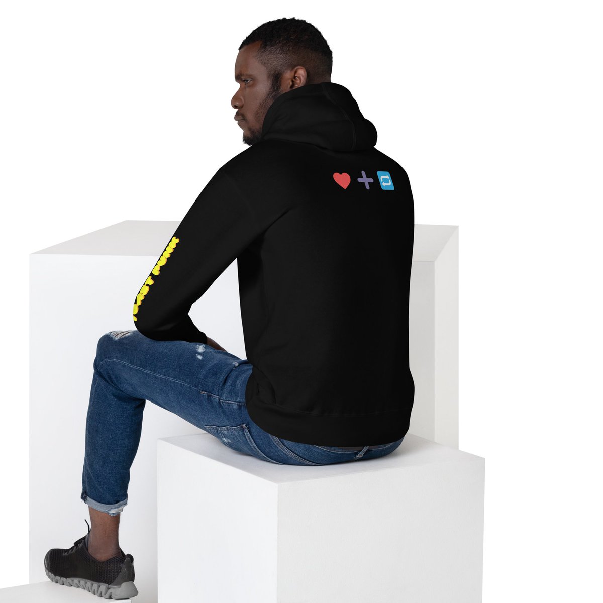 toastpunk's tweet photo. ToastPunk Holder only giveaway, let's do this. 

Hold at least 2 Genesis or 1 OG and you'll be in the running to win this LIMITED EDITION HOODY - ends when Kitchen counter ends:

https://t.co/gbJDWDURQk

Newbies? #GetThatBread from @OpenSea to join the 🍞 fam and this giveaway. https://t.co/ku7VkHQ8Si