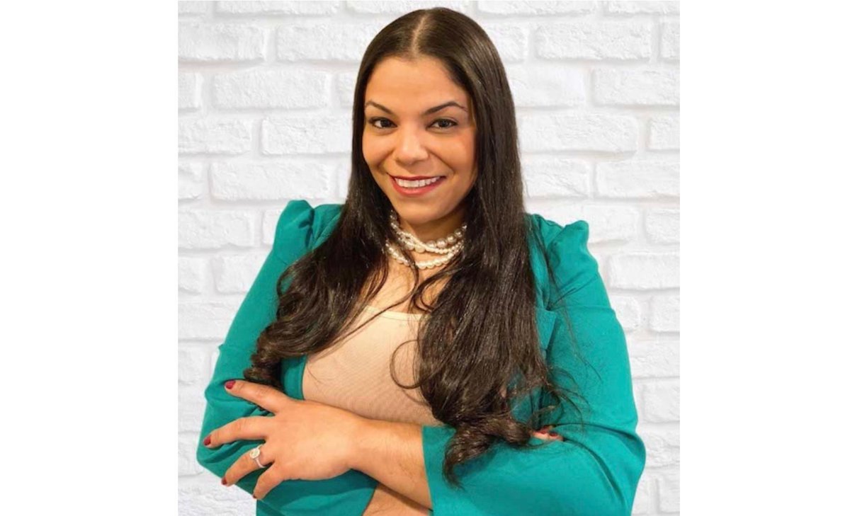 Join us next Wednesday at noon ET for a virtual Alumni Spotlight talk with Isis Ortiz-Belton '09. Isis will discuss “Journey to an Extraordinary Latina; My Career Trajectory in Banking and Finance.” Read more and register at alumni.emmanuel.edu/events/IsisOrt… #AlwaysASaint