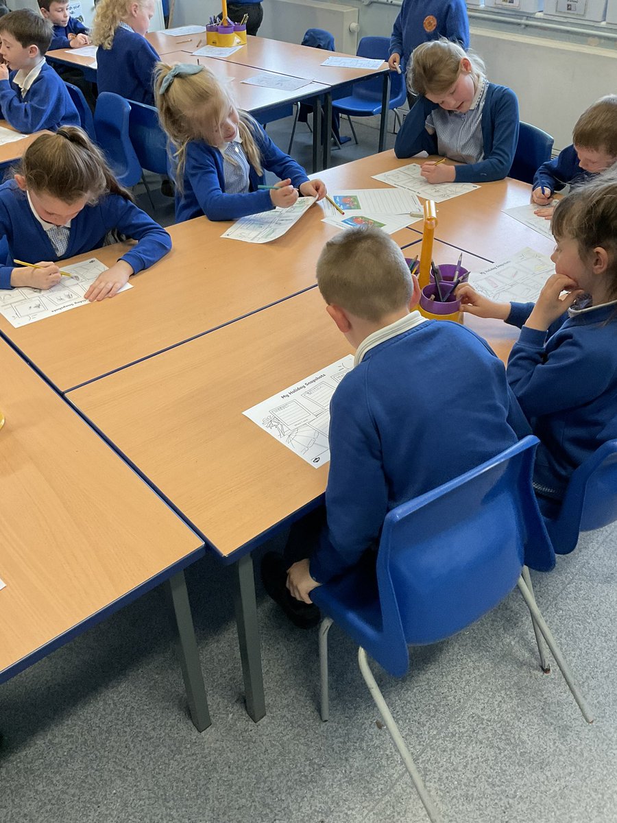 StPPPrimaryY2's tweet photo. Today we started our new history topic, Holidays. We are so excited to invite a grandparent in to talk about holidays in the past, and how they compare to holidays today. We ended the lesson by remembering our own favourite holiday. #summerisuponus #summer #year2historians https://t.co/lAeC7pbzn6