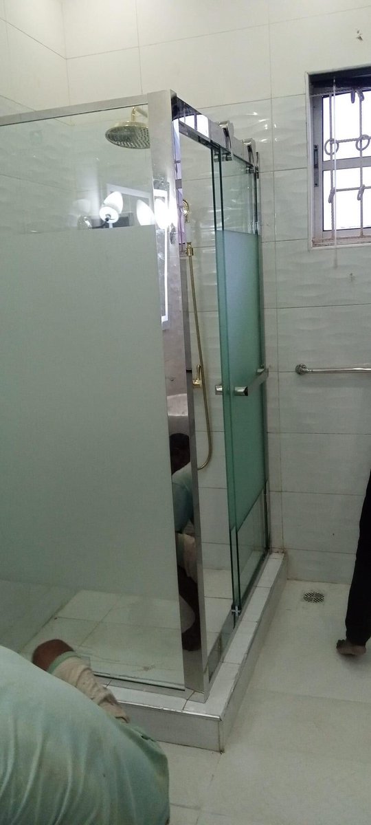 Emperoryoung101's tweet photo. @notoriouztips Call me for your house plumbing Engineering work both domestic and industrial 08134455295

Ogun state,Ibadan, ekiti and Lagos state https://t.co/UJ3SwlhnIf
