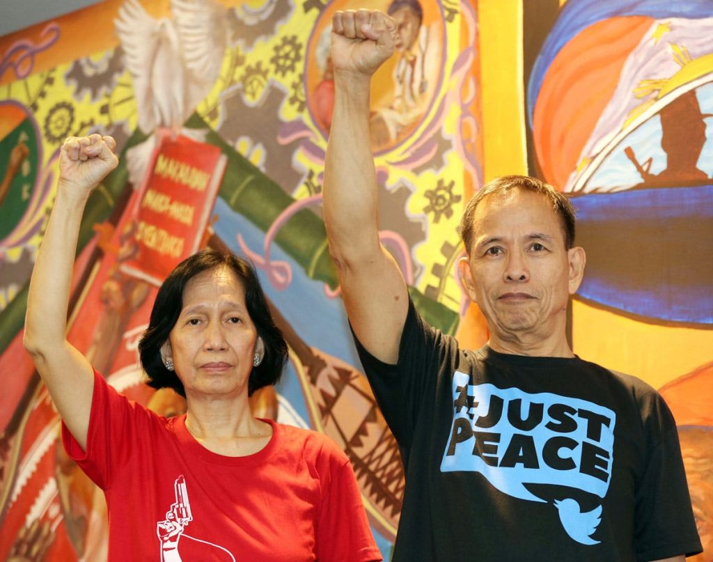 Cause_du_Peuple's tweet photo. 🔴 #Philippines | Le Parti communiste des Philippines (CPP) confirme la capture, la torture et le meurtre des Tiamzon par l’armée

Benito Tiamzon était président du comité exécutif du Parti, Wilma Austria Tiamzon en était secrétaire générale. (1/2)

https://t.co/bAgyFhIDOF https://t.co/GHd9CDkqF2