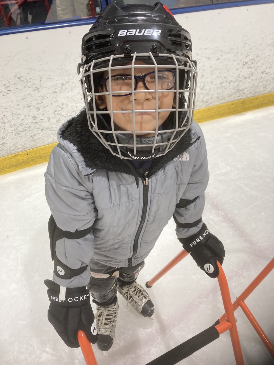 NRRaiderHockey's tweet image. A smile is worth a 1000 words! Amazing experience for our NR students! Thanks ⁦@KFelicello⁩ and ⁦@JuniorRangers⁩ for making it happen!
⁦@NRockathletics⁩ 
⁦@NRYouthHockey⁩ 
⁦@mikebonelli⁩