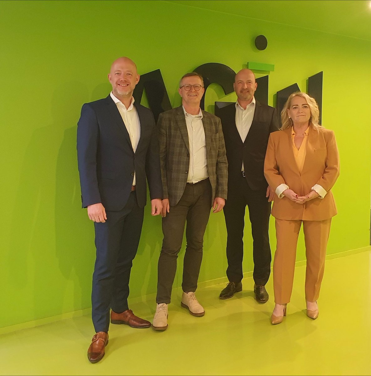 Wij zijn verheugd te kunnen aankondigen dat AGIN Timmermans uitbreidt.

Met ingang van 1 april 2023 hebben wij Rijnland Gerechtsdeurwaarders en Incasso te Spijkenisse overgenomen.

De visie en de werkwijze van Rijnland zijn...

bit.ly/3KUZf7N