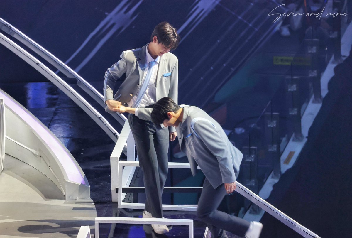 Seven_ANDnine's tweet photo. 230420

나중에 같이 반짝반짝 빛나죠!!

#김규빈 #KIMGYUVIN 
#한유진 #HANYUJIN https://t.co/qHwtN0PX1p