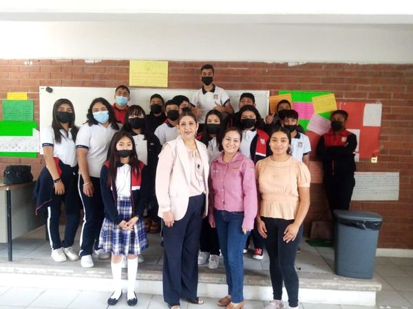 CapaNegras's tweet photo. Segunda Sesión del Taller Psicoeducativo de la Neta de la  Cocaína  impartido por la Lic. Alma Ivonne Mendez R. dirigido a los alumnos de la Escuela Estela V. Barragán de la Fuente en Guerrero, Coah. 
@Jurisdiccion1PN @CONADICmx  
#ConadicTeEscucha @ceca_coahuila @CapasCoahuila https://t.co/FxtIZQEVX6