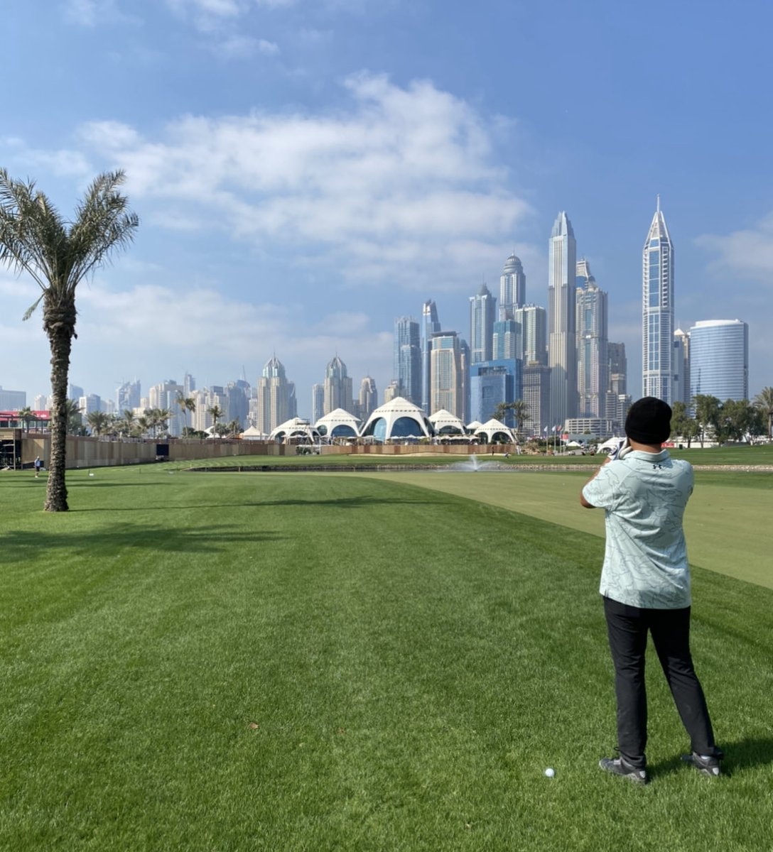 PinkTaxiRunner's tweet image. The sound of rain in that great beech had been the most religious experience of his life. That, and hitting a pure golf shot. #JohnUpdike #RabbitatRest