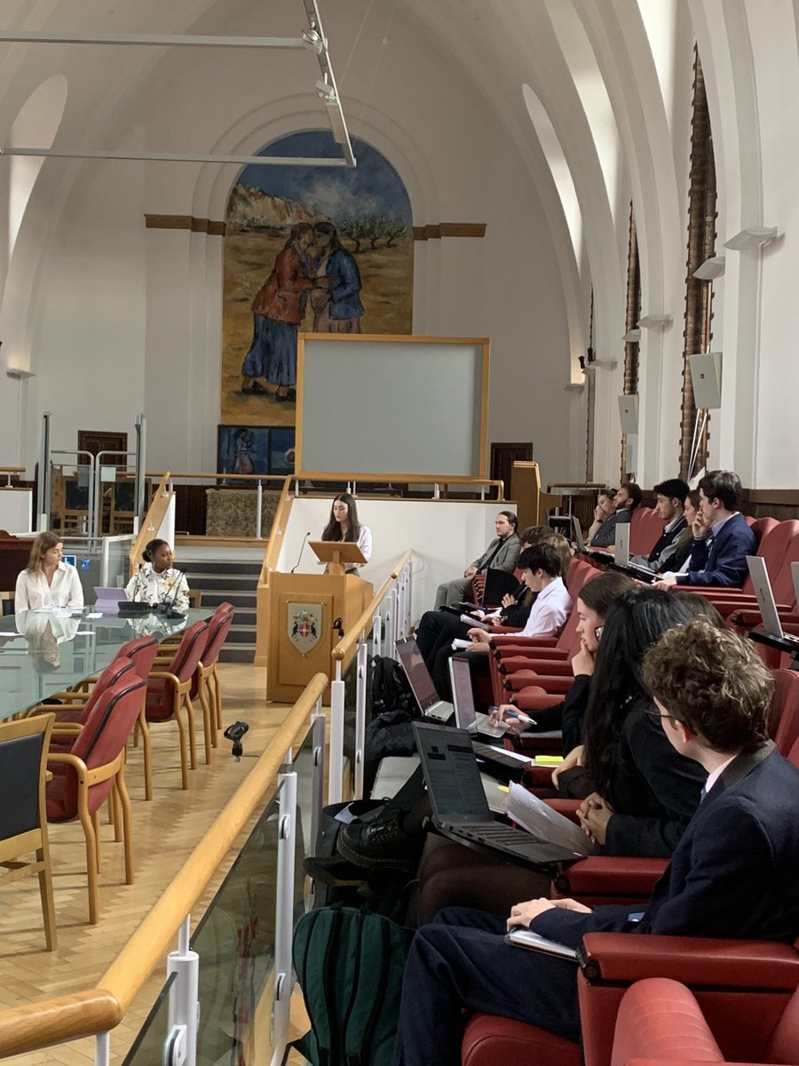 Big well done to both of our EYP teams who performed at a consistently high standard throughout the debates today. Special congratulations to our 2nd team who made it through to the national finals in July <a href="/WestKirbyGS/">West Kirby Grammar School</a>