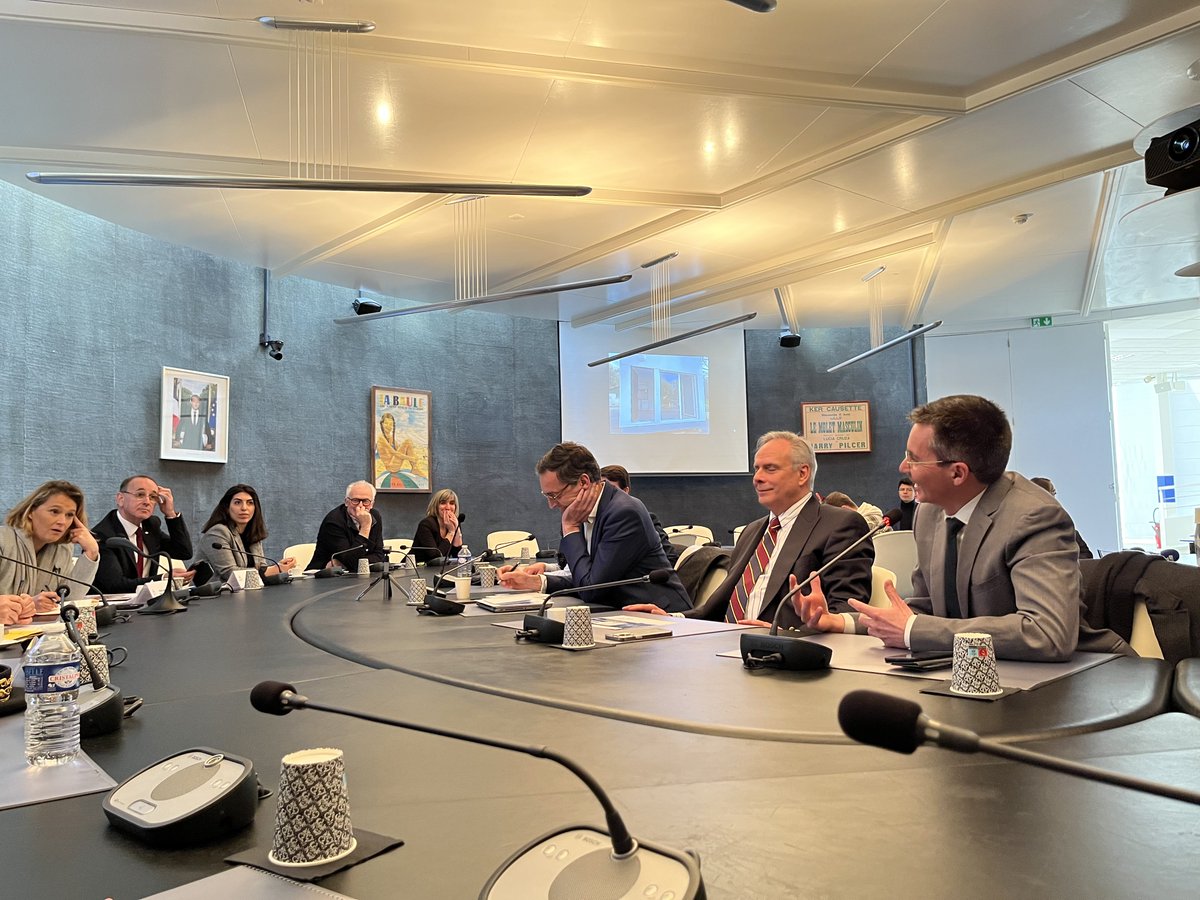 🏕️L’un des meilleurs exemples c’est ce qui a été fait ici à La Baule.

L’ancien camping municipal est en train d’être complètement réaménagé pour être dédié au logement de saisonniers. 

Ce projet permettra de loger une centaine de personnes.