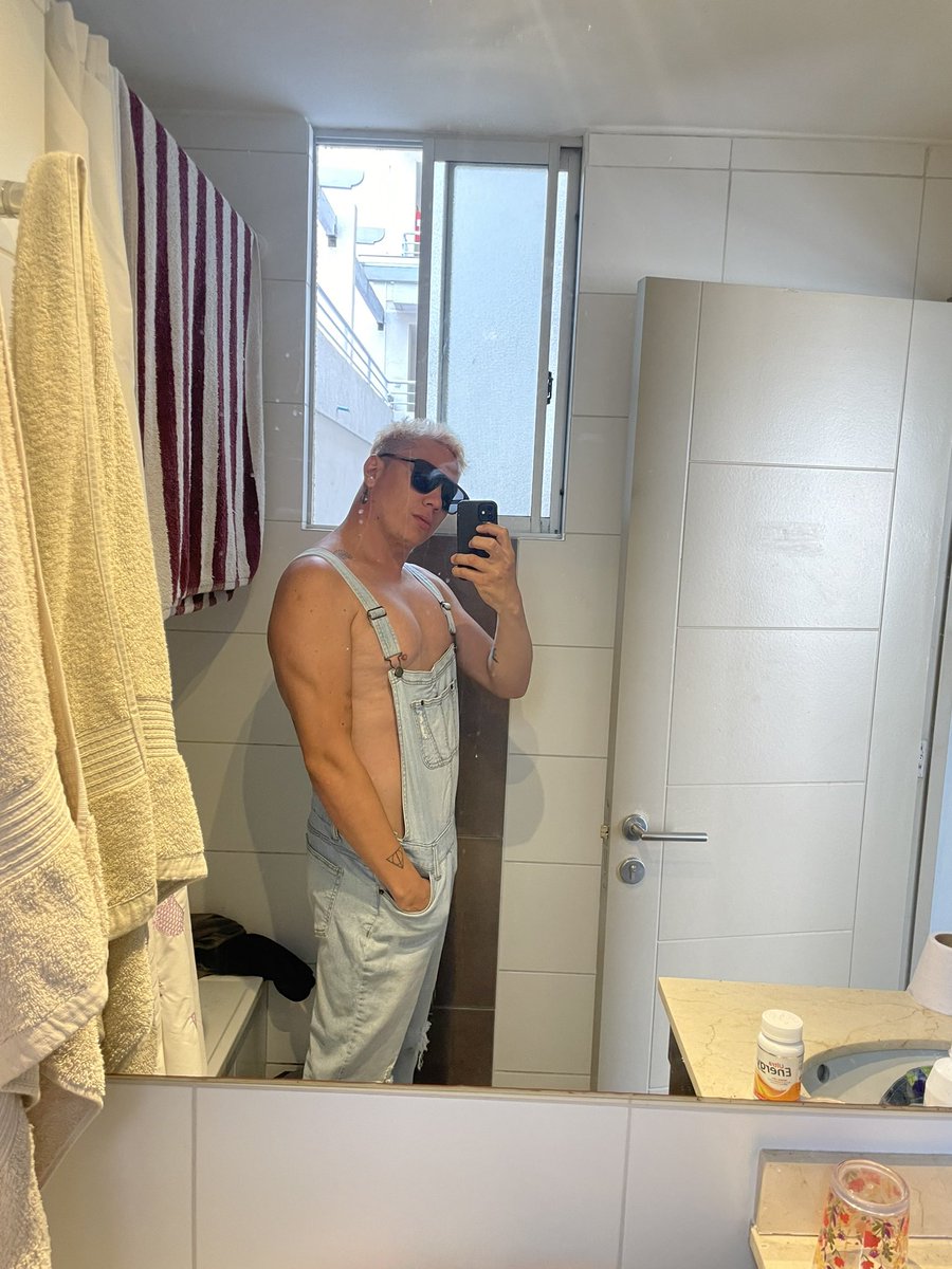 Morning ! 
Lo rico de chile  es que puedes sentir sus estaciones ! 
Otoño🫰