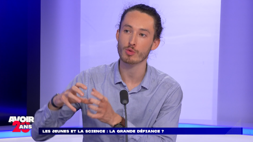📺 Mercredi, j'étais invité sur le #plateau de "Avoir 20 ans" <a href="/publicsenat/">Public Sénat</a>  pour parler des liens entre la science et la jeunesse ⚛️

L'occasion de parler de vulgarisation scientifique et de faire le point sur la défiance envers la science !

Le replay est en ligne !