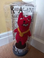 I bought a #RedAlan #AlanMeasles #GraysonPerry and needed to display without much cost, so in comes #Hull #Scrapstore , #GoodyJar #twoquid #napkins and #voila !! #Display #Art #Felt