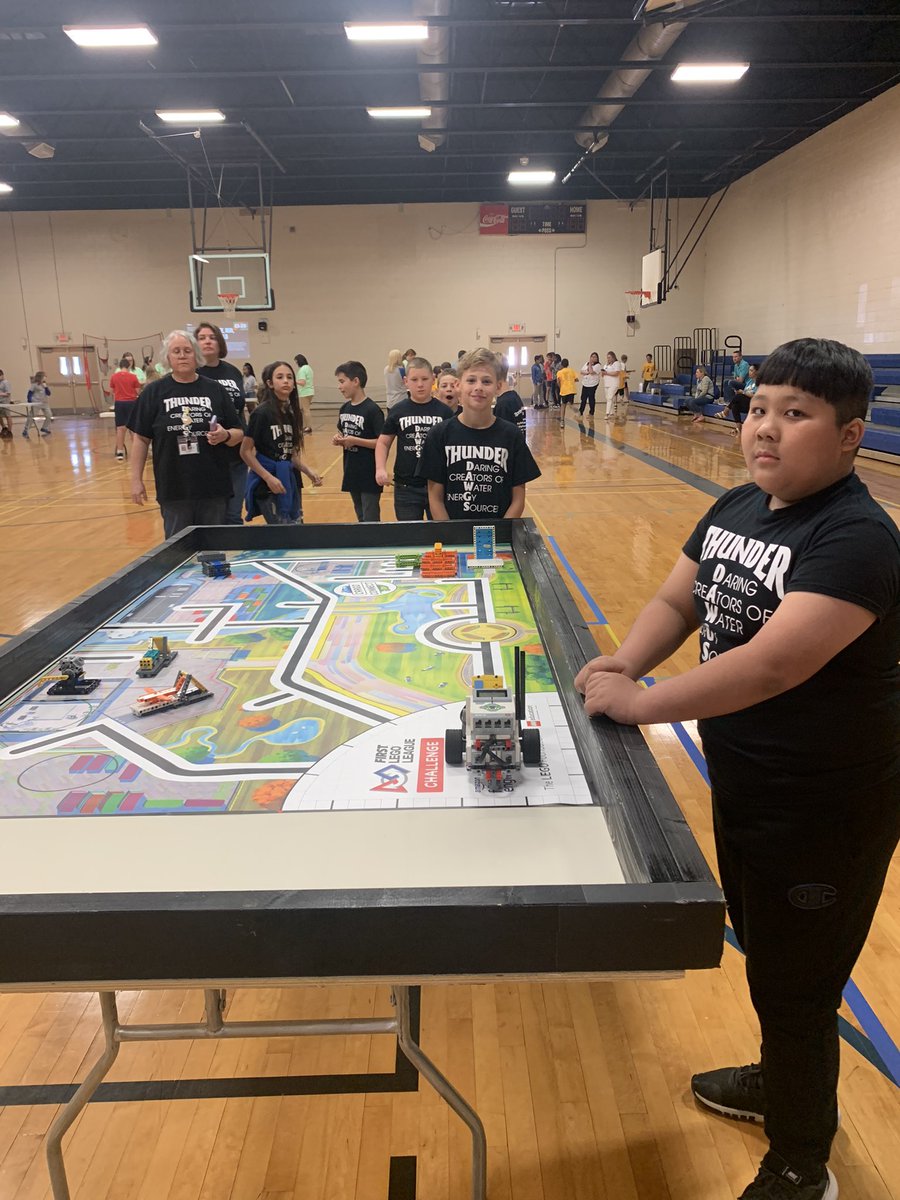 bjhunnell's tweet photo. Cleveland County Schools Robotics Championship has begun!!  Good Luck all!!👍 https://t.co/80WCRJcwRA