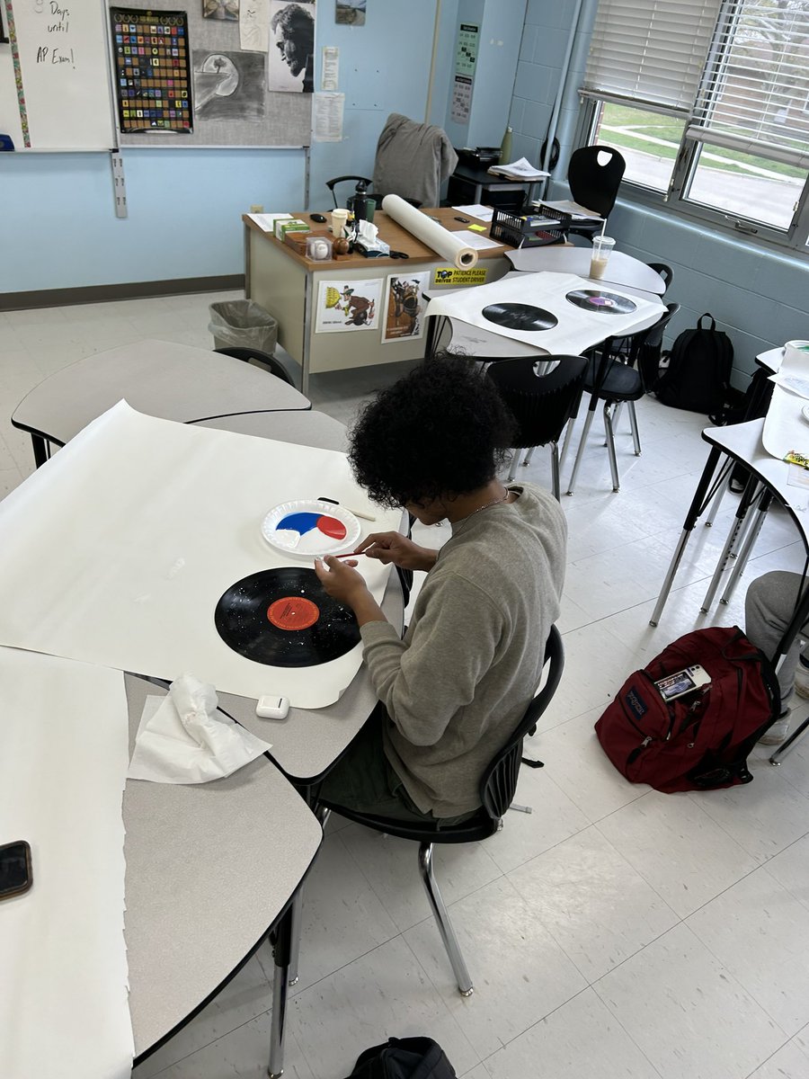 Nina Cavender (she/her) tweet media