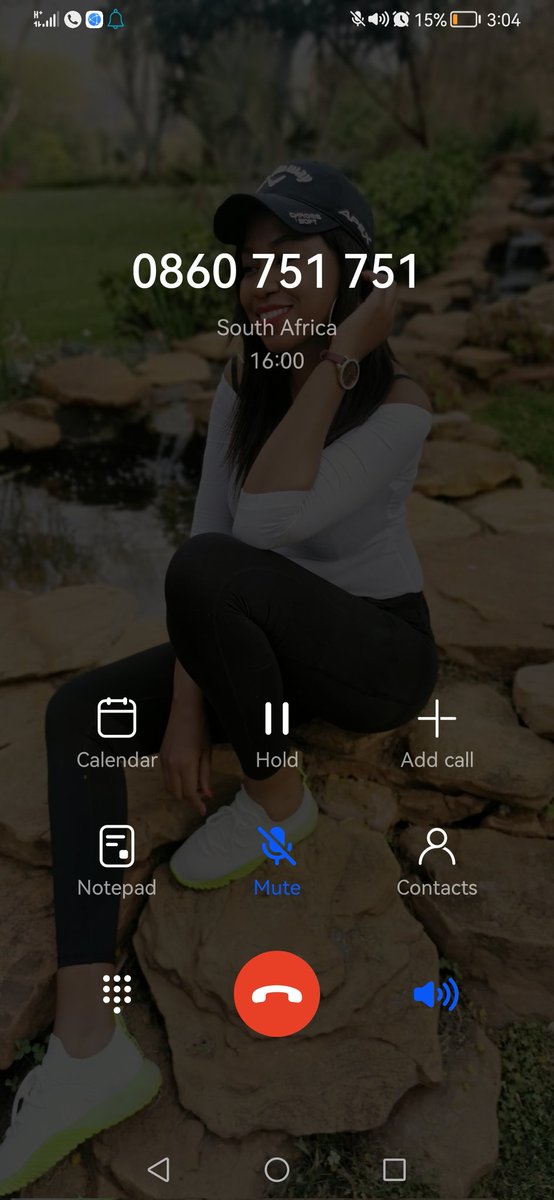 Zeldabarbie's tweet photo. @Discovery_SA  is the worst insurance company to deal with I've never ever in my life have had to deal with such unprofessionalism they will keep you holding and say they will call you back... For a good 30 min I've been on the line that time my car damaged https://t.co/SPRk3MfOBk