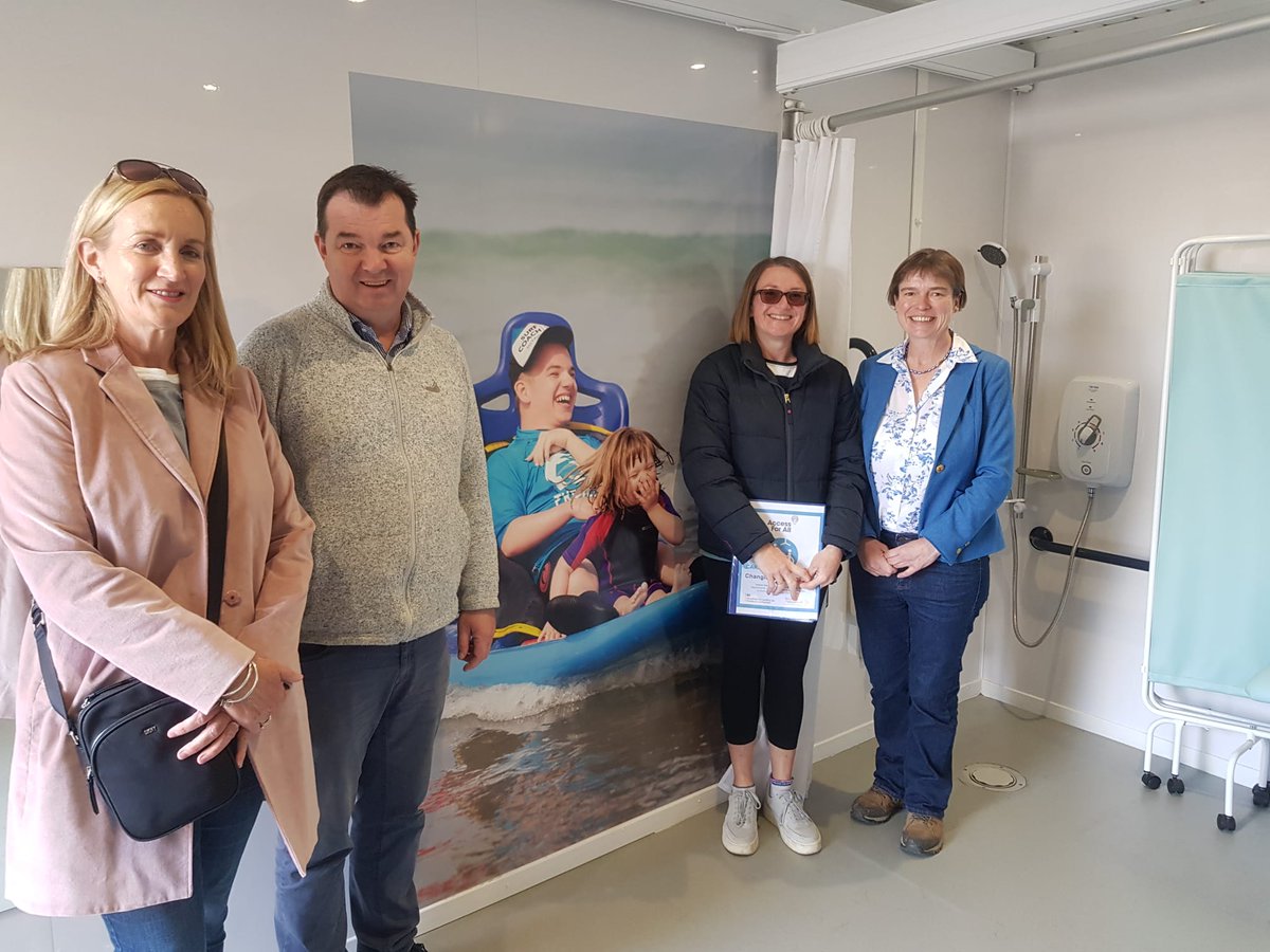 SelaineSaxby's tweet image. It was great to welcome Minister @GuyOpperman to #NDevon today. We were able to be at the the launch of the first Adaptive Surfing hub in England and opening of the Changing Places Facility in #Croyde, taking steps to make beaches more accessible for everyone! 🌊