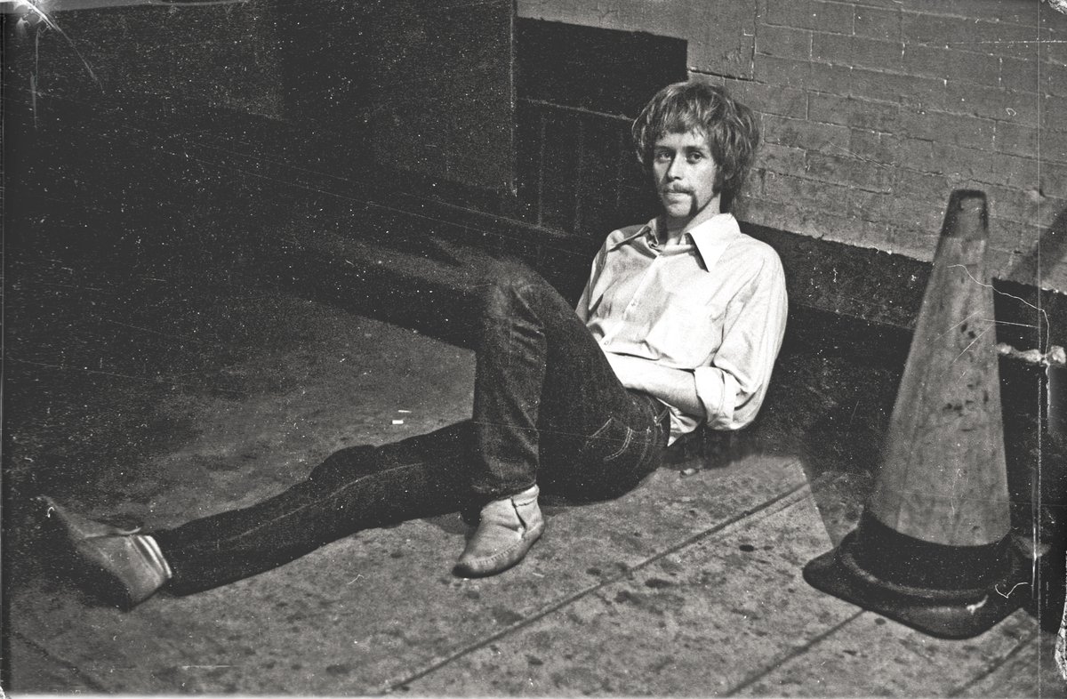 Skip Spence backstage at Steve Paul's The Scene, NY, June 10th, 1967.

#MobyGrape #1960s