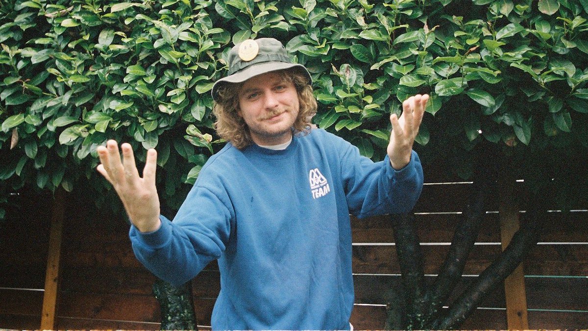 ae_radio's tweet photo. Ya está disponible 'One Wayne G' El nuevo álbum de #MacDemarco el cual incluye un total de 199 canciones 😱👏🏻
#OneWayneG https://t.co/aRC5u029ps