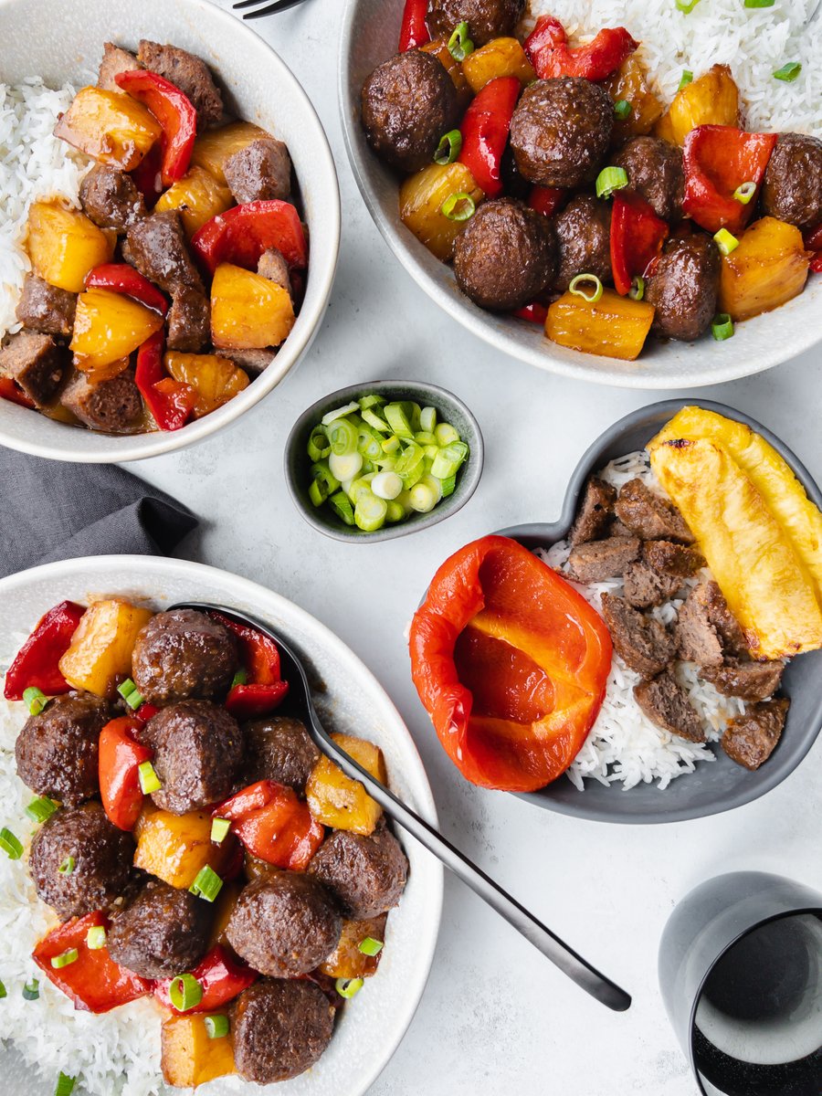 togethertoeat's tweet photo. These Easy Hawaiian Meatballs are set to be your new favourite weeknight traybake. Using shop-bought meatballs, it’s a breeze to rustle up and is packed of full of tropical flavour the whole family will enjoy. https://t.co/DFx6GQ816I #recipes https://t.co/e7sHp7kj73