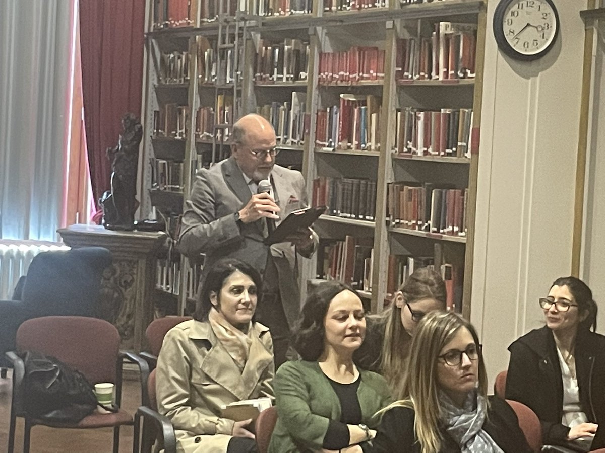 iasems's tweet photo. The 14th Iasems Graduate conference is underway. Wonderful keynotes by Paola Baseotto and Michael Stapleton, interesting and imaginative papers by our graduate students (see programme at https://t.co/bEKX5nOKu3) https://t.co/fUiqlVWENP
