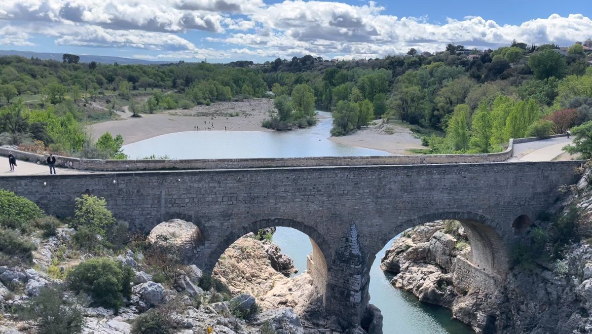 ecom_news's tweet photo. 🚴🏻🍷🛶 #Herault : Zoom sur la saison touristique 2023 de la Vallée de l’Hérault, dotée d’un riche programme et d'évènements qui font la part belle à un #tourisme durable et culturel. Reportage #video. https://t.co/MSs6ZulRxz #Gignac @OTISaintGuilhem #CCVH https://t.co/Vrb4Rw4O7E