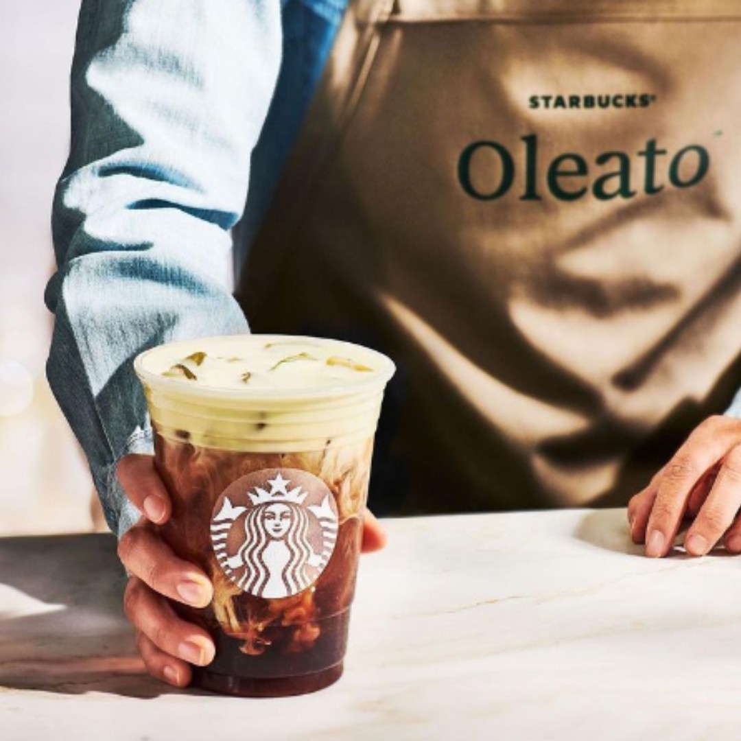 CourageYard's tweet photo. The @LdnCoffeeFest is underway so we thought we would celebrate by sharing our 3 favourite #coffee hot spots in #courageyard 🤩

☕ Flat white's at the @watchhouse_uk 
🧊 Iced coffee's at Starbucks Reserve 
🍫 Mocha's at Caffè Paradiso

What's your go to coffee? 🙌🏼

#coffee #ldn https://t.co/Ta62jw3Gch