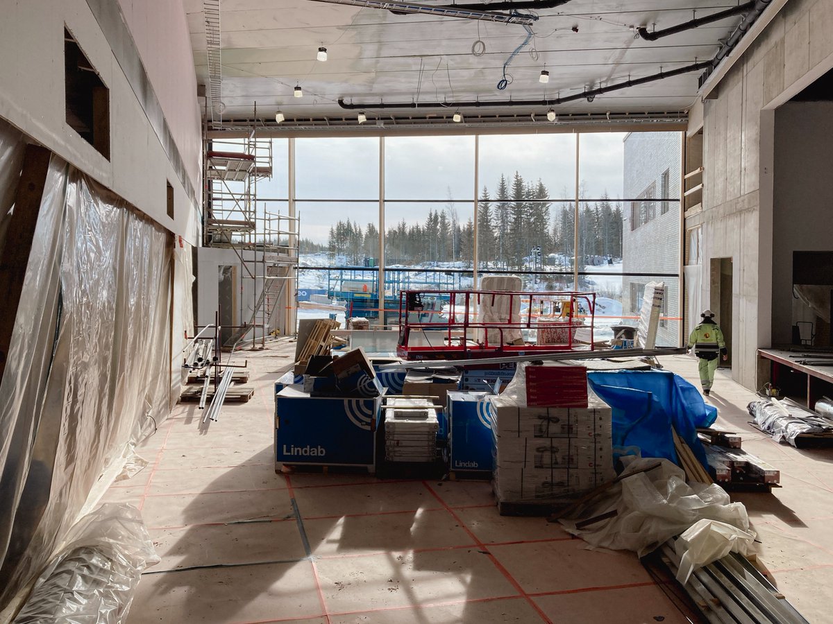 VerstasArch's tweet photo. Our project in Kangasala is advancing. Lamminrahka Education Centre will be built in two phases of which the first one will be completed this autumn. Currently, the interior and exterior finishes are being completed. @Lamminrahka https://t.co/LTyqzZEVWH