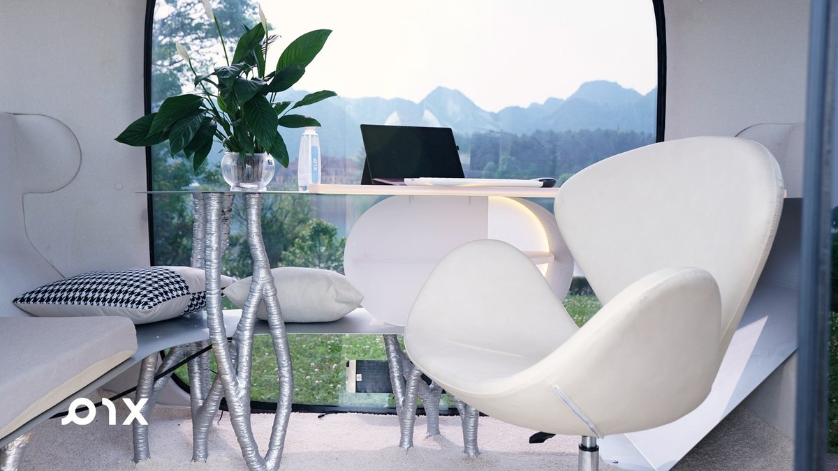 thepixmoving's tweet photo. Starting off the day feeling a bit blah? This is Friday. Let PIX #MovingSpace whisk you away to your own private paradise - and finish up any work left over from the week while taking in some fresh air by the lake.
#remotework #TodayisFriday #autonomousdriving https://t.co/uI0HNqf7XU