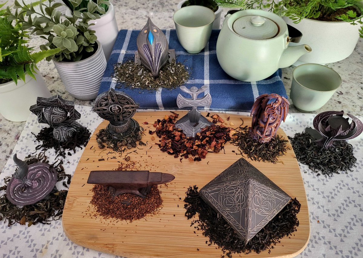 AdrieBones's tweet photo. #RT @ElderScrolls: Happy #NationalTeaDay! 
Which "divine" flavor will you take on your adventure? 🍵 https://t.co/7ygjTKllGU