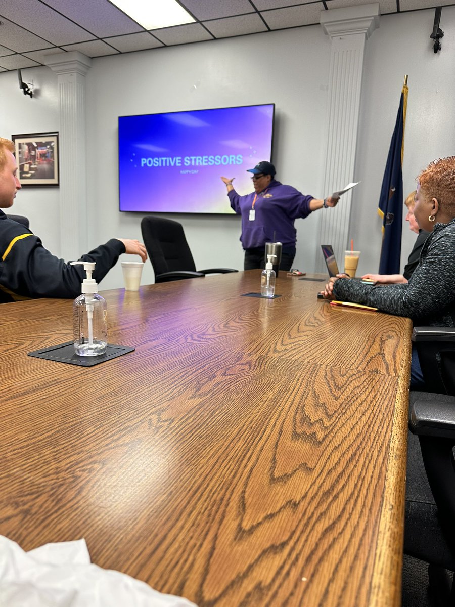 Michelle Furino tweet media