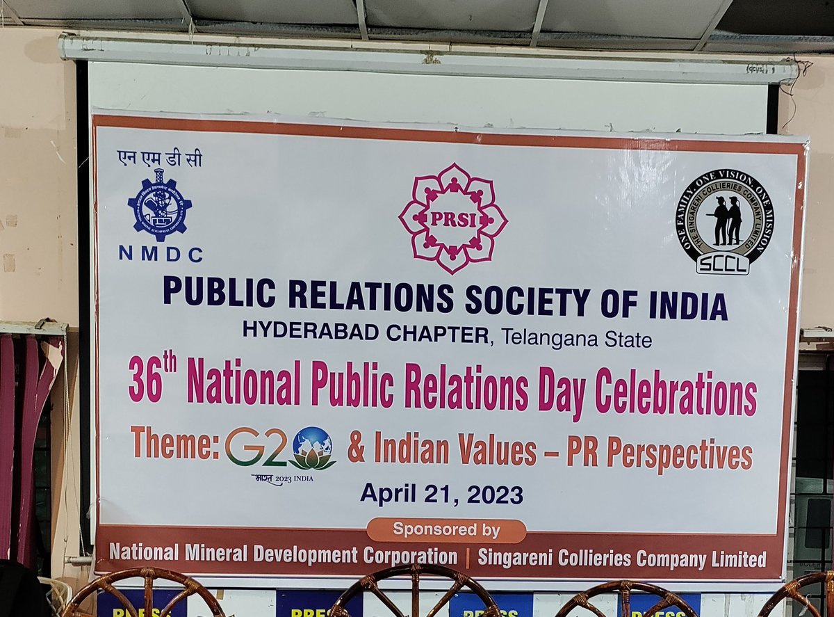 PRSIHyd's tweet photo. Program commences with introduction of dignitaries by Ms. Aparna Rajhans, Asst. Professor &amp; EC Member.  

A Brief Welcome Address by Dr. S. Ramu, Chairman,Hyderabad Chapter for 36th National #PublicRelations Day Celebrations by Hyderabad Chapter at Press Club, #Hyderabad https://t.co/o3Qg7pdDYN