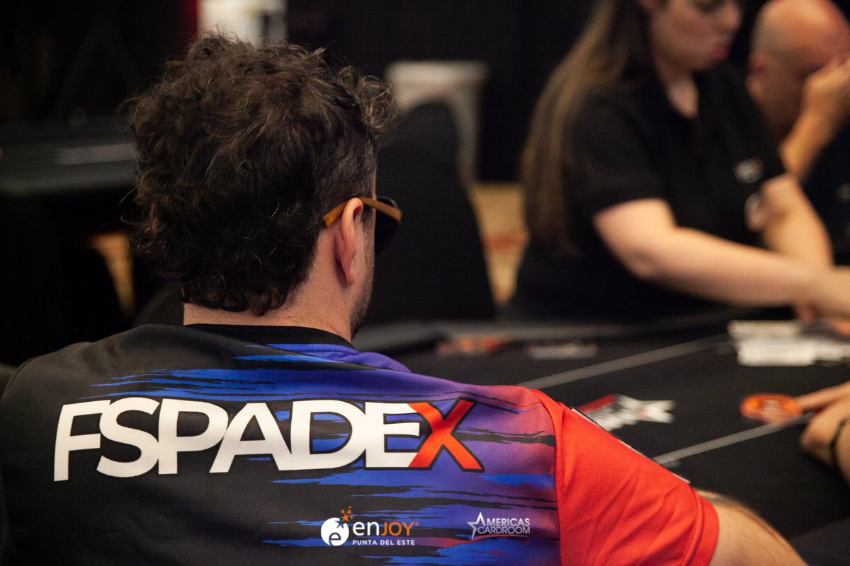 FSpadexx's tweet photo. 🍾SORTEO//GIVEAWAY EXPRESS!🥳
💸3 TICKETS 8.80 + 3 TICKETS 4.4 💰
1⃣ RT + ❤️
2⃣ FOLLOW
@FSpadexx
https://t.co/dooBMJ2ShR
https://t.co/mGZNFiYYCe
https://t.co/ipllzG1nBf
@JurojinPoker 
3⃣ 🏷️TAG 2 !

🎉1 mes gratis de JUROJIN !🎉
🎉1 free month from JUROJIN software🎉
https://t.co/ICFCmfV2kk

#Giveaway #ACRGIVEAWAYS #ACR #Stormer #Freerolls #Poker #Torneogratuito #ACRLATAM #Argentina #Twitch #Pokertwitch #Pokerlife #pokeronline #sorteo #sorteopoker #Pokerface #mtt
#Jurojin