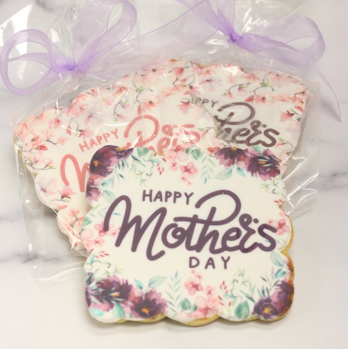 cafepierrot's tweet photo. Order Mother's Day online!! Beautiful macarons, cookies, cakes, and 🌸BREAKFAST IN BED🌸 everything you need to celebrate all of Mom's hard work! Order TODAY! Deadline is May 8th for pickup on May 13th! https://t.co/dNqurYvedF
