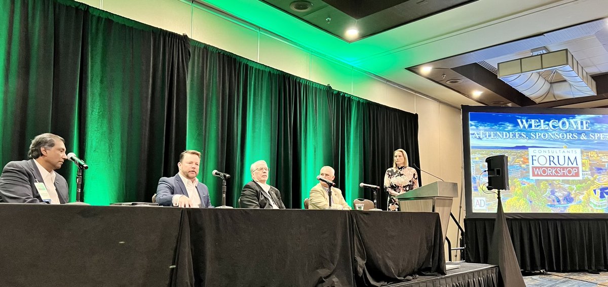 amking_jon's tweet photo. @AreaDevelopment's 2023 #ConsultantsForumWorkshop in beautiful Greenville, SC has been amazing! One of my favorite panels focused on the burgeoning #EV market in South Carolina. [1/2] https://t.co/G1GhFDfUEb