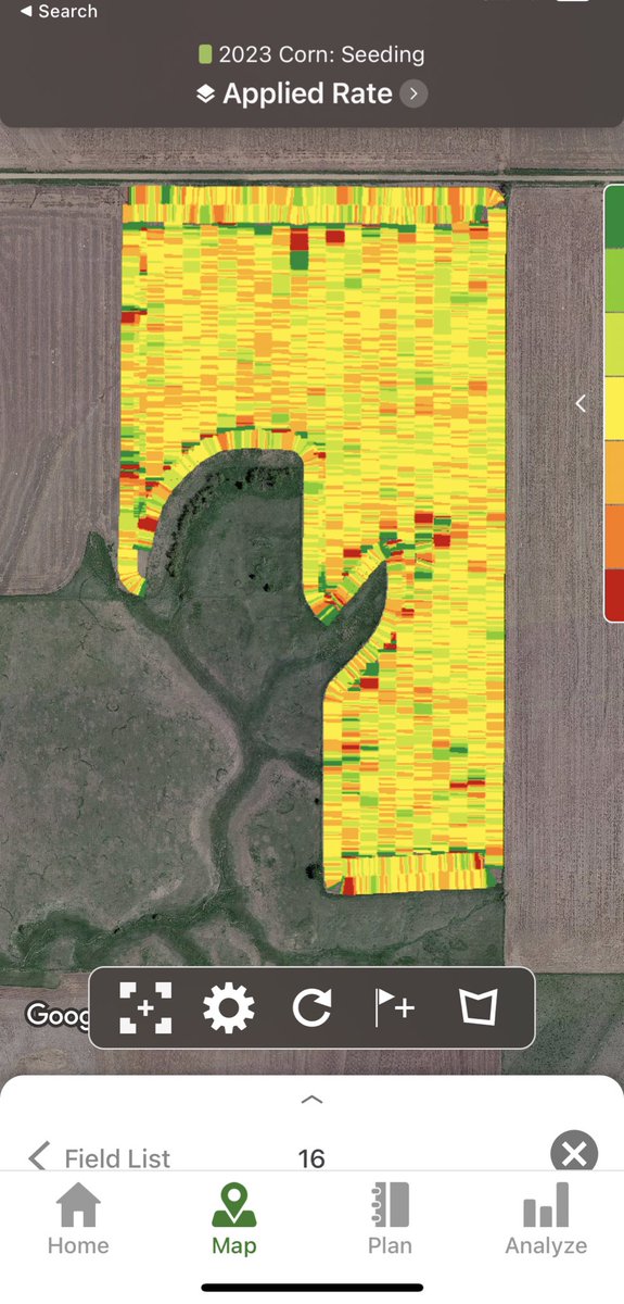 tnelson_33's tweet photo. just a few moments from plant ‘23 w/ @PrairieLandJD

from ops center ➡️ field, we are rolling! https://t.co/ZKFEh8BFQs