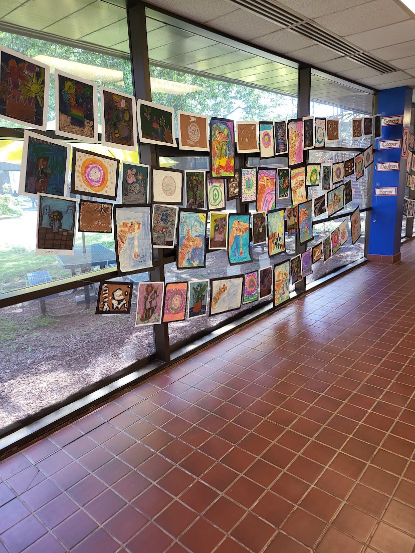 WendellMagnetES's tweet photo. Thank you to everyone who came out to our Arts and Science Showcase! We are so proud of all the amazing work our students have been doing and were excited to share it with families! π¨ππ©π½βπ¬#wesstrong @wcpssmagnets https://t.co/W9fNaiYrqu