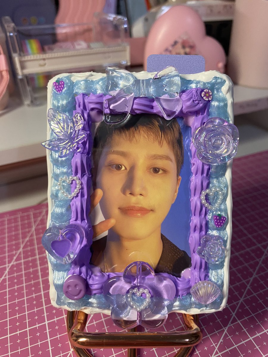 KwonEunji11's tweet photo. this is what it looks like with a pc! https://t.co/MZ3PY8Y2oz