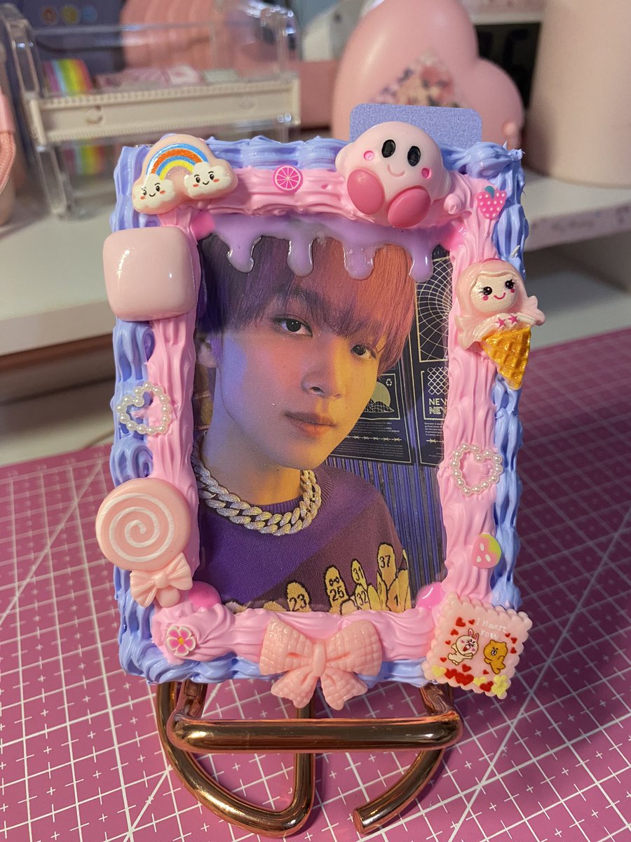KwonEunji11's tweet photo. this is what it looks like with a pc! https://t.co/MZ3PY8Y2oz