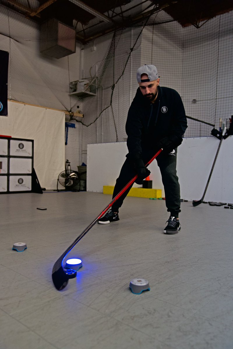 JSchiavo44's tweet photo. Working the 🧠 & 🙌🏼 this morning 🏒⚡️💥
@BlazePod
📸 @youngbeaups #hockeytraining #bestshift #hockeyplayers #eaganmn #sportstraining #hockey https://t.co/1iSZTIQyxa