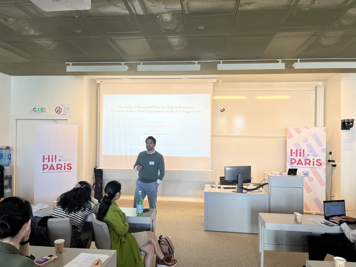 Professor Ananya Sen from CMU is talking about his latest research on the value of external data for digital platforms at our workshop. Super interesting work! #HiPARIScenter #digital #digitalplatforms #hecparis #digitaleconomy
