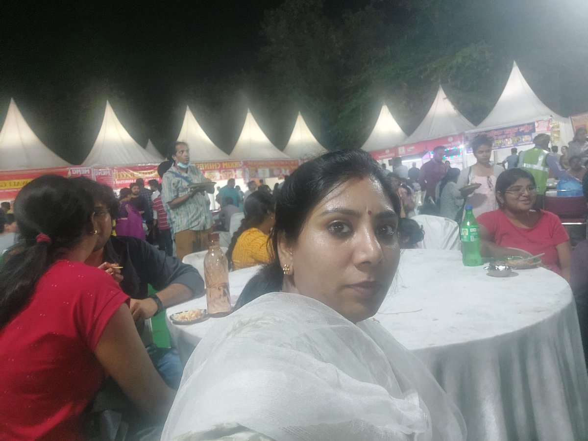 KonthamDeepika's tweet photo. Be Vocal For Local.
A glimpse into Hunar Mahotsav held in Gymkhana Grounds.
Witnessed entrepreneurs from many states of India and got an opportunity to meet several of them.
#vocal4local #HunarMahotsav
@kishanreddybjp https://t.co/snby7qO9PX