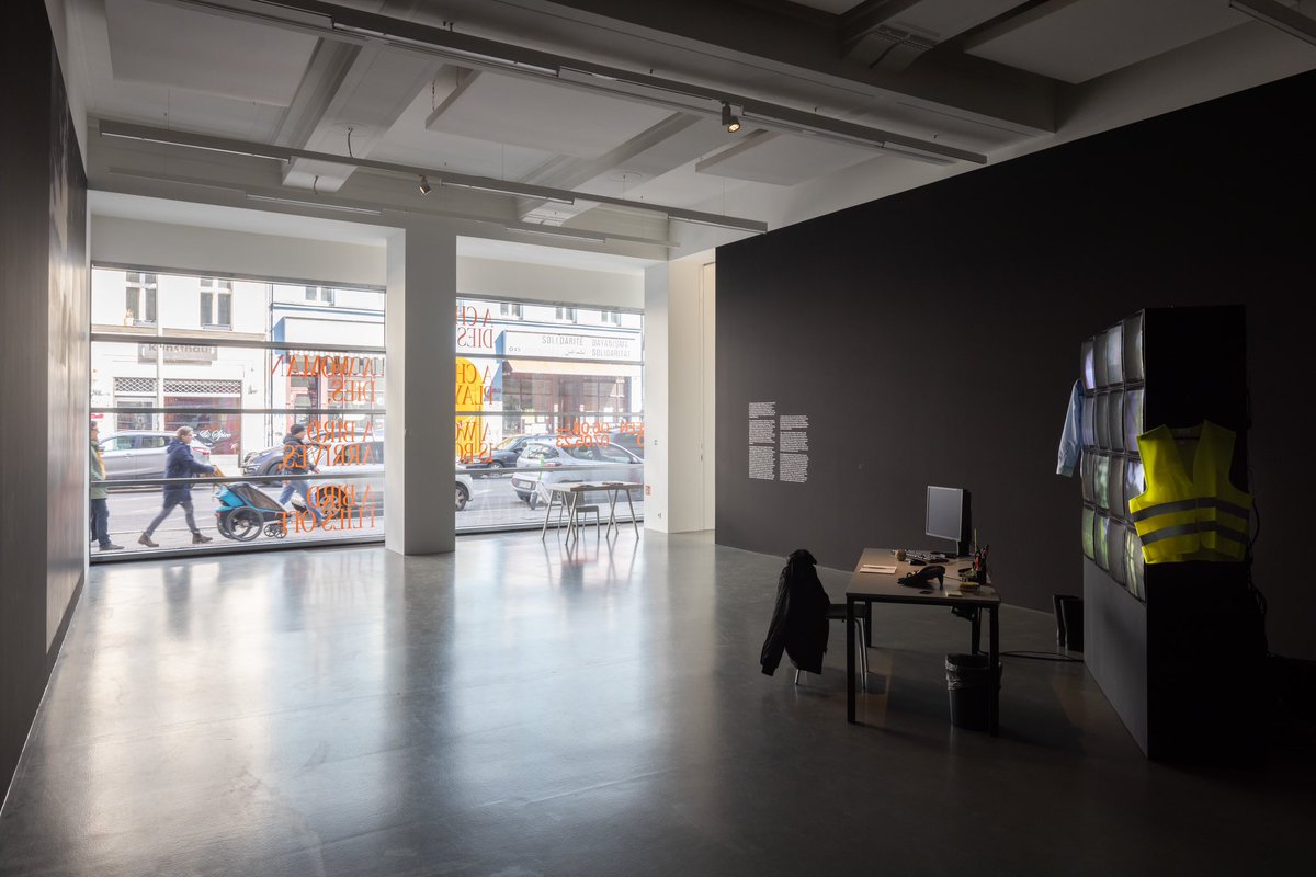 shireenseno's tweet photo. Thrilled to share exhibition views of my solo show in Berlin at @DAAD_Artists’ daadgalerie, on view til May 7, open Tue–Sun, 12–19h. Thanks @mathiaszeiske,  @GeorgeandClark, @sumimple 🌱

Tonight at 7pm we screen John’s Years When I Was a Child Outside✨

https://t.co/9yoVlCJYic https://t.co/dNvP3F4re7